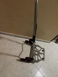 Carrello porta pacchi e sali scale nuovo