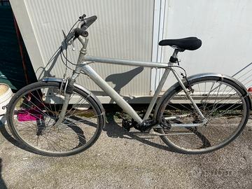 Bicicletta da uomo taglia 28