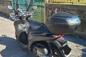 Honda sh 300
