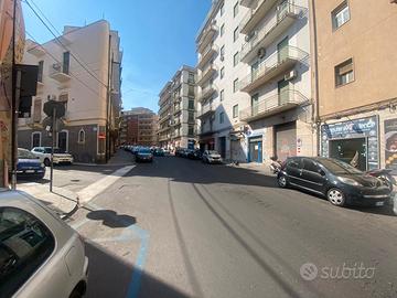 Catania bottega filocomo/etnea