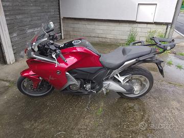 Honda con 2 valigie prezzo trattabile!!