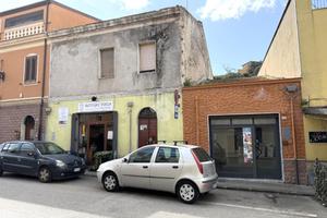 CASA INDIPENDENTE A OSSI