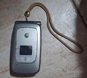 2 cellulare Sony ericsson  & Telit