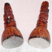 Sculture totem tiki tamburo/maracas