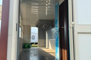 Locale attività commerciale muovibile su ruote