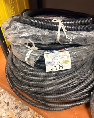 Lotto Tubi Corrugati Pieghevoli GEWISS 16/18/30 mm