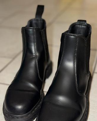 Dr. Martens originali nere n.39 – 100€
