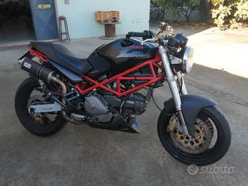Ducati Monster 750