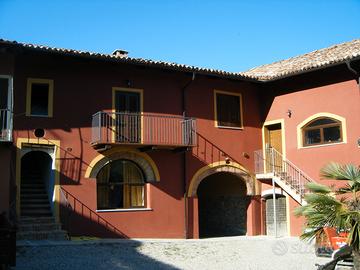 Appartamento ammobiliatoa monforte d'alba