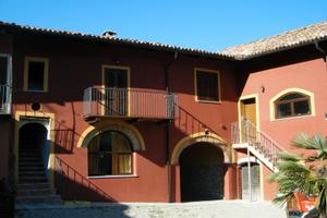 Appartamento ammobiliatoa monforte d'alba