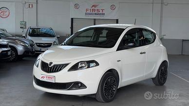 Lancia Ypsilon 1.0 FireFly 5 porte S&S Hybrid Ecoc
