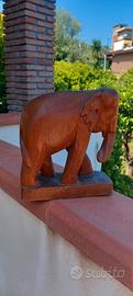 elefante in legno 