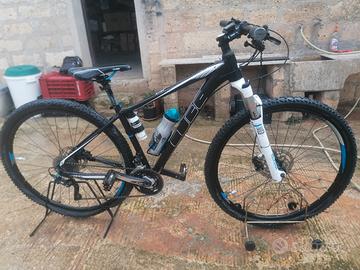 bicicletta CUBE LTD 