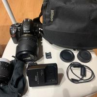 Nikon D3200 con borsa e obiettivi VR18-55 e 18-140