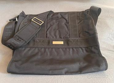 Tracolla messanger guess