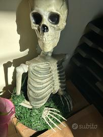 scheletro elletrico hallowen