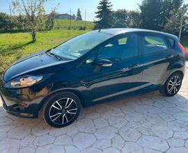 Ford Fiesta 1.2 benzina + GPL + 13 gomme