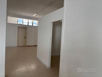 Locale commerciale Castromediano Lecce