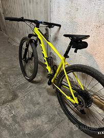Scott scale 980 mtb usata a Palermo