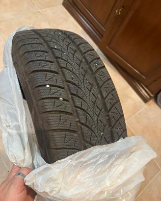 4 pneumatici invernali Triangle 195/55 R16 OTTIME