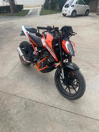 Ktm duke 125