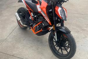Ktm duke 125