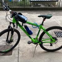 Bicicletta Atala 26/28 casco e rullo.