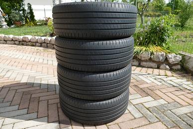 gomme estive Bridgestone 225\50\18 al 85%