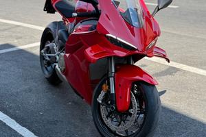 Ducati Panigale V4 - 2025