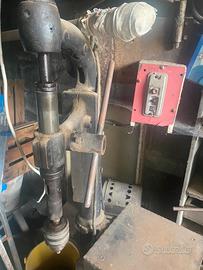 Trapano a colonna antico