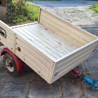 Carrello rimorchio marca Ellebi, da revisionare.