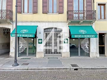 RISTORAZIONE - 155M² - VIA GEMONA, 52 (UD)