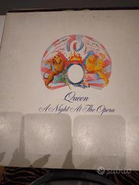 33  giri vinile queen a night opera 