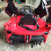 Vespa e Ferrari elettrici