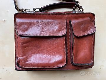 Cartella tracolla piccola in cuoio vintage