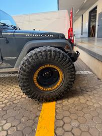Cerchi e gomme jeep wrangler