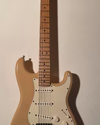 FENDER - STRATOCASTER USA \ Highway one 2008