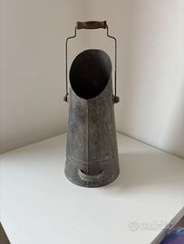 Portaombrelli design / Antico contenitore latte