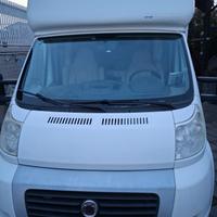 camper semintegrale ARCA P680LSX
