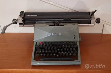 macchina da scrivere Olivetti diaspron lettera 82