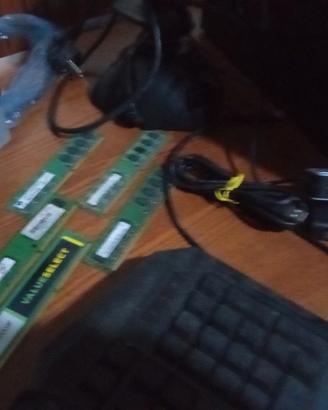 Lotto PC Fisso + componenti e varie 