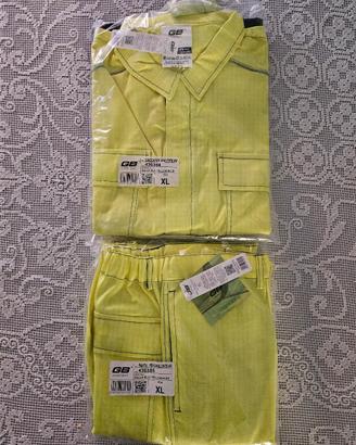 giacca e pantaloni da lavoro