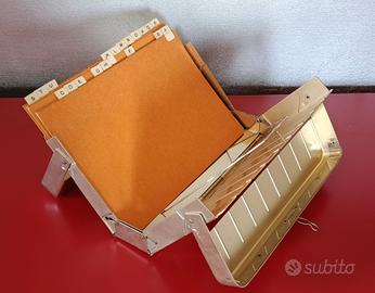 Schedario vintage Resisto1947
