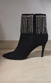 Rarissimi stivaletti neri, tacco a spillo 44.