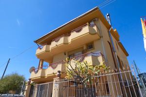 Ampia palazzina indipendente V/6