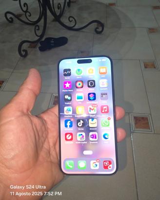 iPhone 15 pro nax 256