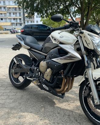 Yamaha 600