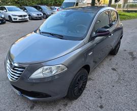 Lancia Ypsilon 0.9 TwinAir 85 CV 5 porte Metano Ec