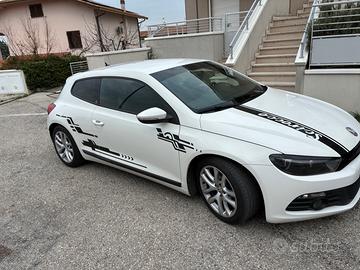 VOLKSWAGEN SCIROCCO 1.4 tsi 122 CV neopatentati