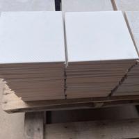 Rivestimento bianco 20x20 rilievo